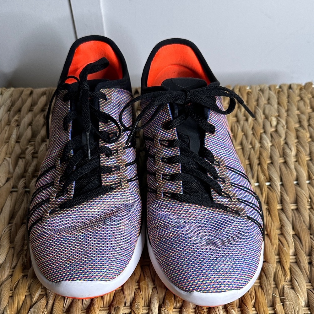 Nike Vibrant Multicolor Sneakers‎ size 8